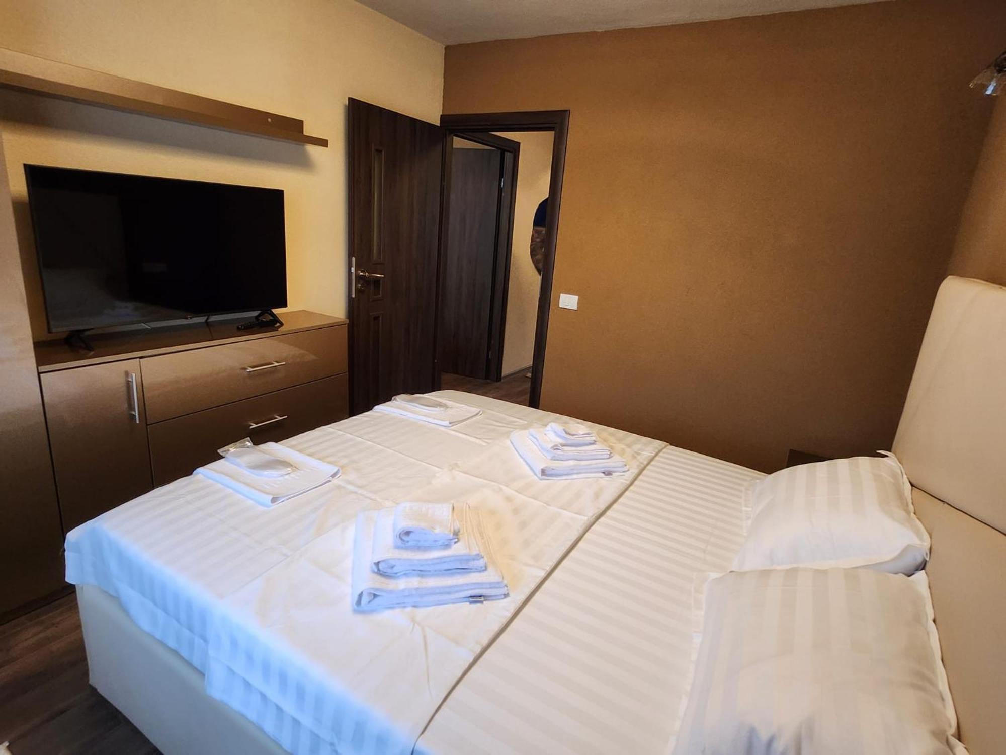 Apartament Iulius 4 Curtea de Argeş 外观 照片